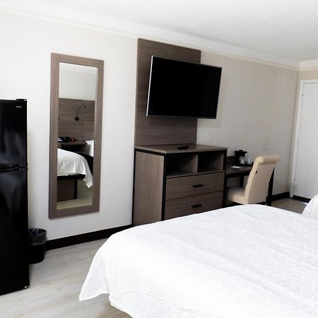 Baymont By Wyndham Fort Stockton Bagian luar foto