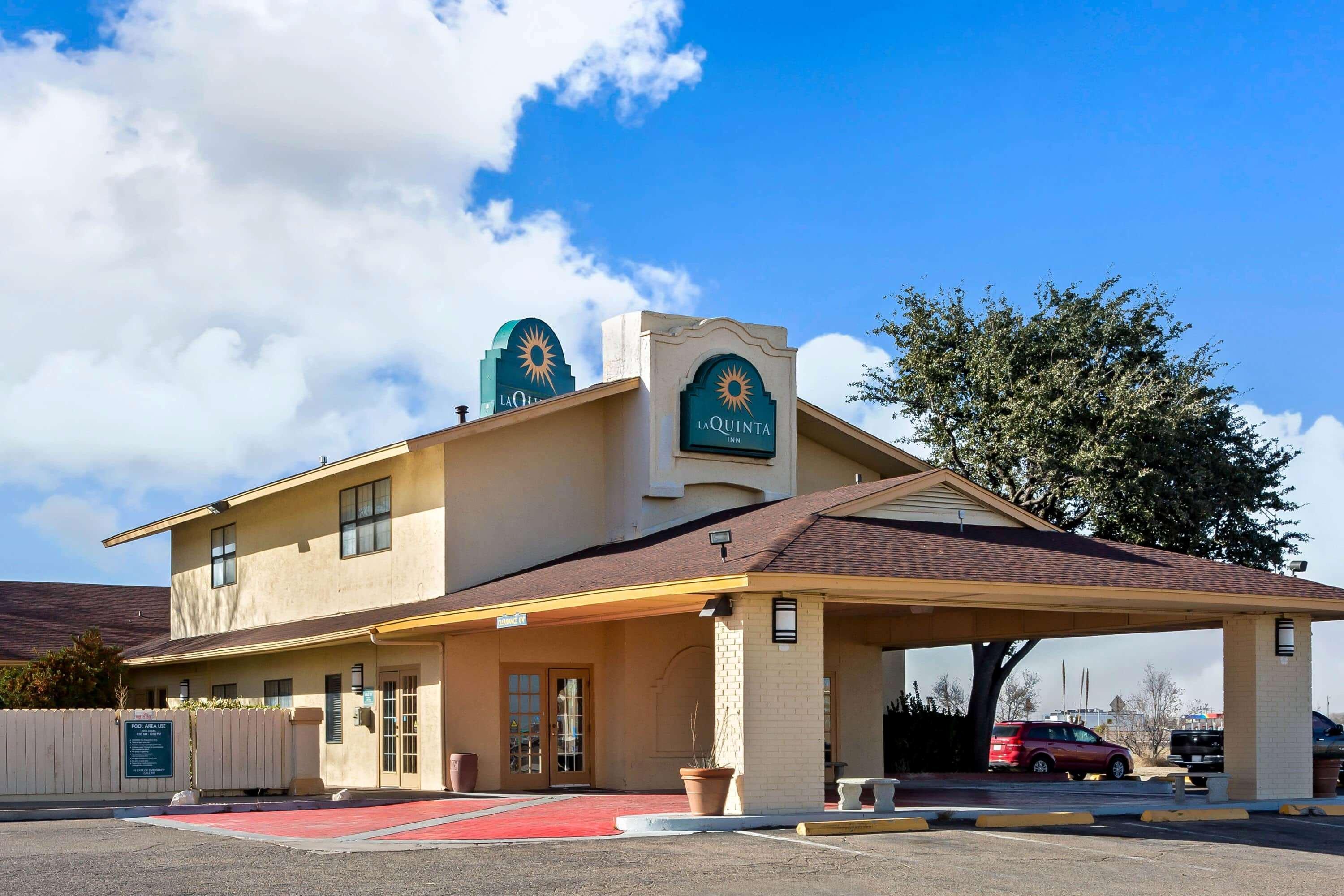 Baymont By Wyndham Fort Stockton Bagian luar foto