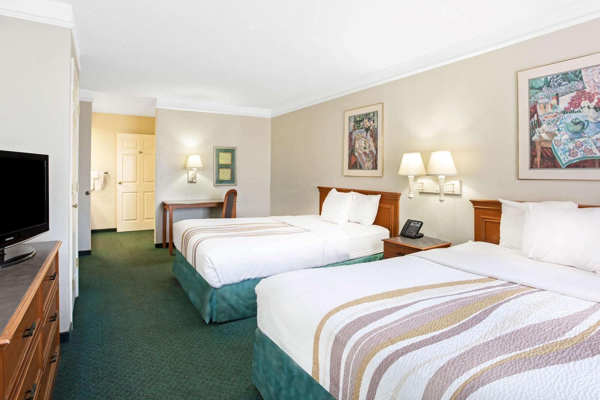 Baymont By Wyndham Fort Stockton Bagian luar foto