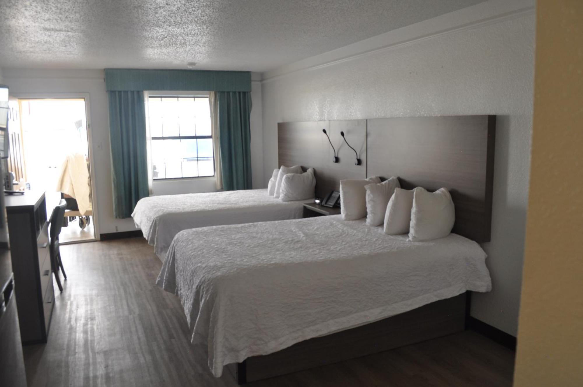 Baymont By Wyndham Fort Stockton Bagian luar foto